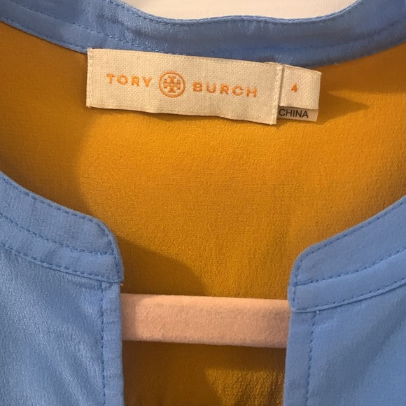 Tory Burch silk tunic size 4. EUC. No stains or tears. - Picture 2 of 6